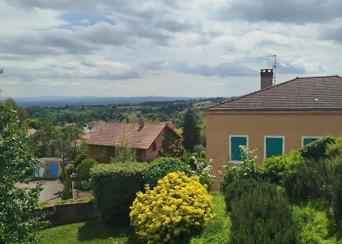 Aux Tilleuls De Renaison